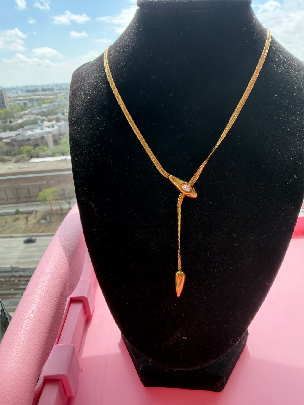The Seraph Drop Lariat