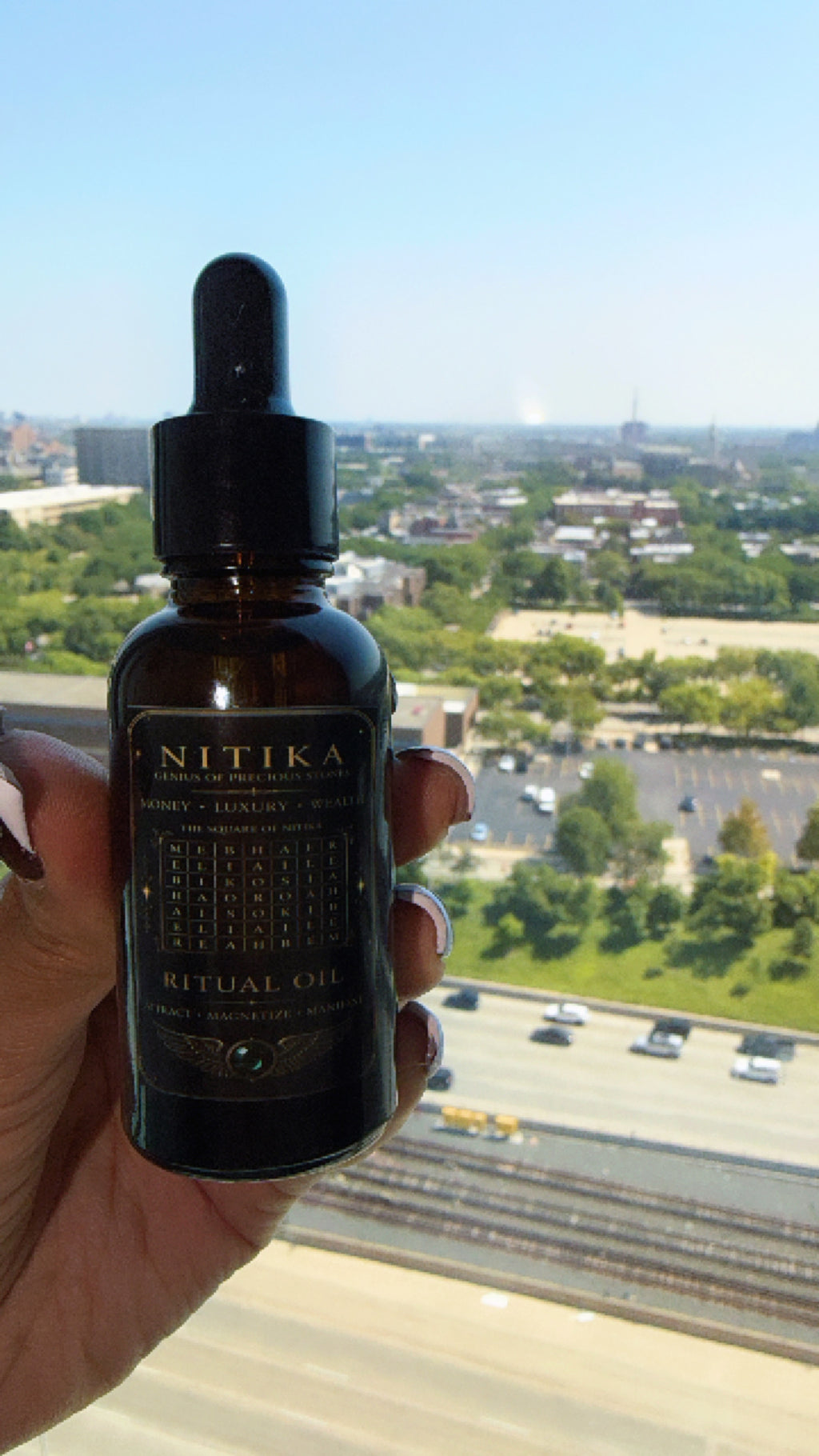 NITIKA™ Ritual Oil

Genius of Precious Stones