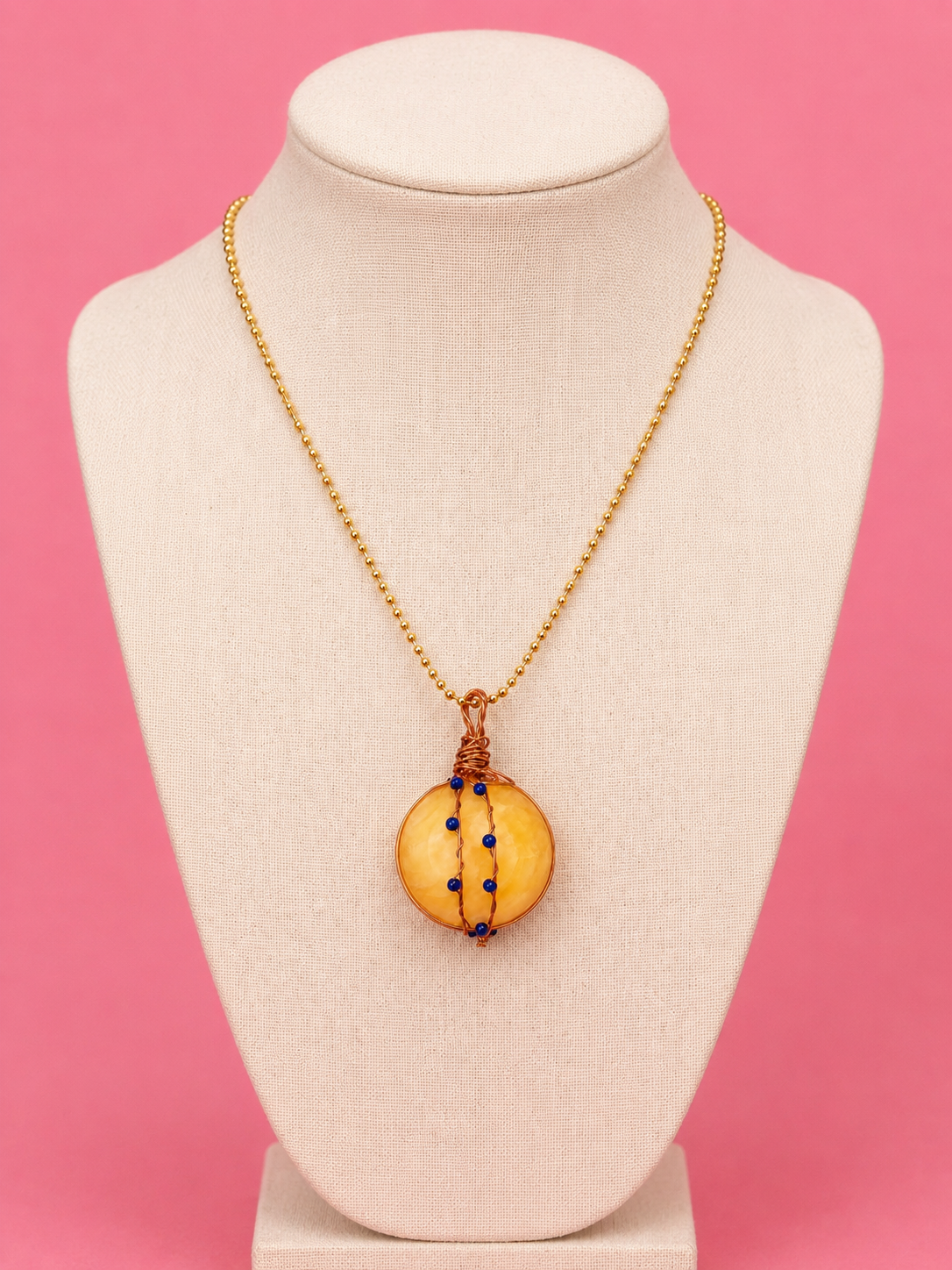 The Manifestation Sphere™

Consecrated Copper Crystal Necklace

A crystal ball you wear instead of place on a table.
