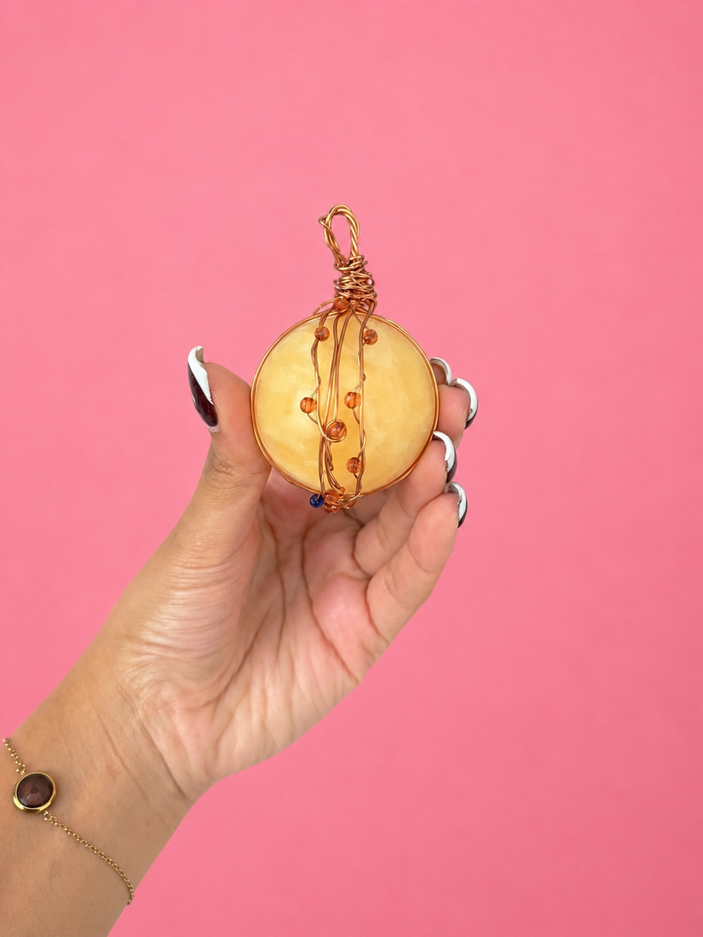 The Manifestation Sphere™

Consecrated Copper Crystal Necklace

A crystal ball you wear instead of place on a table.