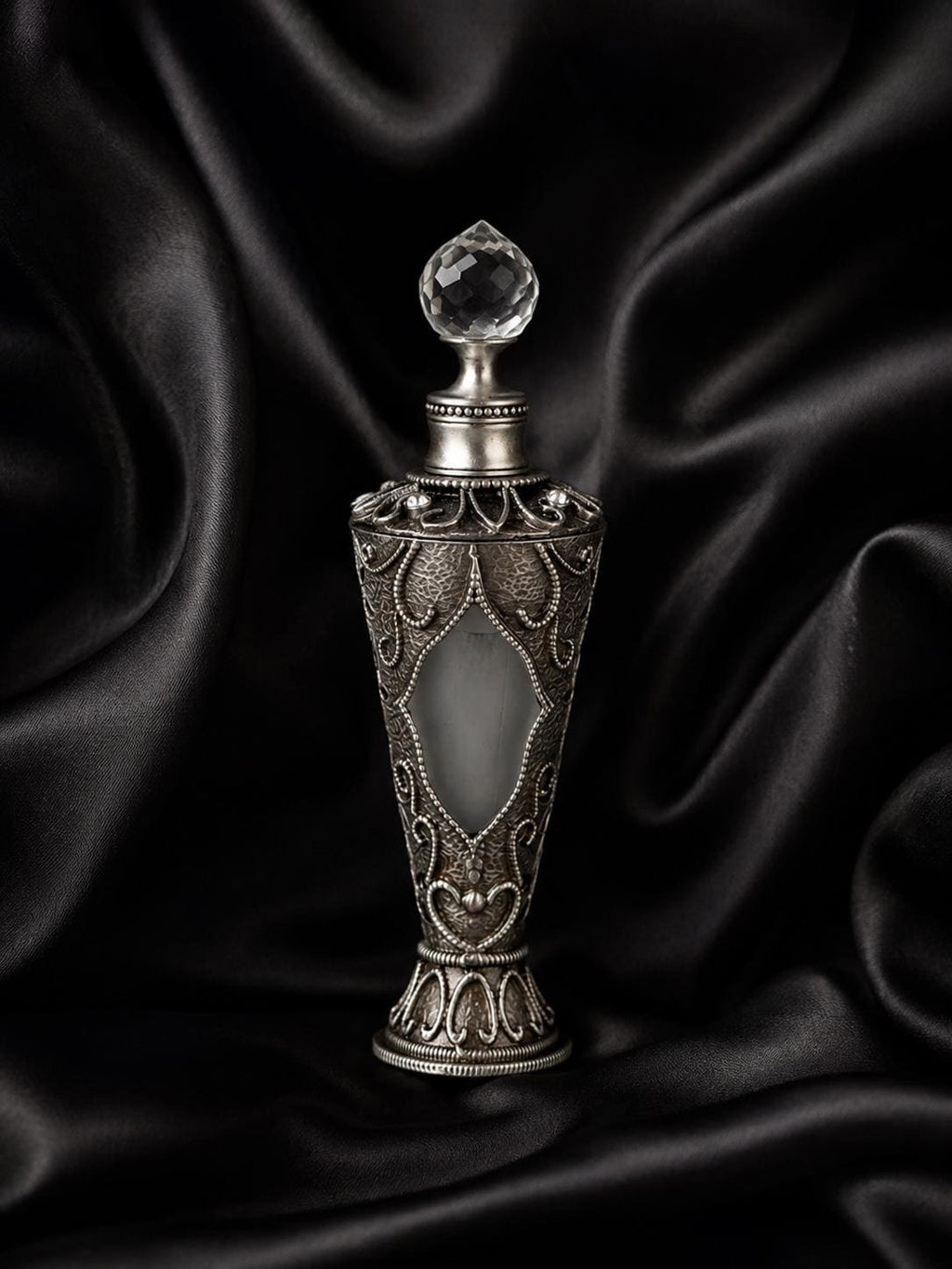 Hekate’s Key Heirloom Elixir | One of One Hekate Ritual Oil | Witchcraft & Manifestation Magical Amplifier | Keepsake Bottle